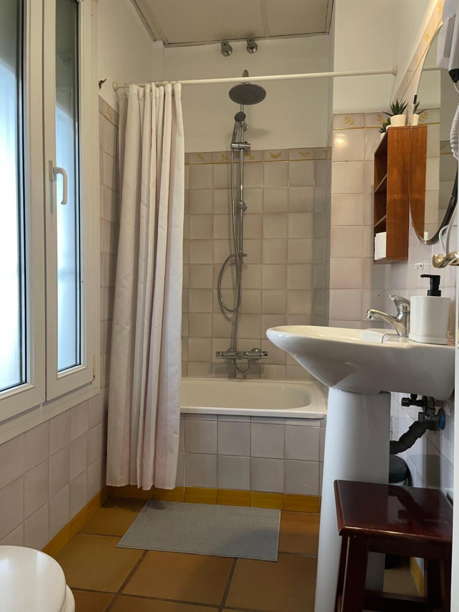 Plaza Espana Family House Севиля Екстериор снимка
