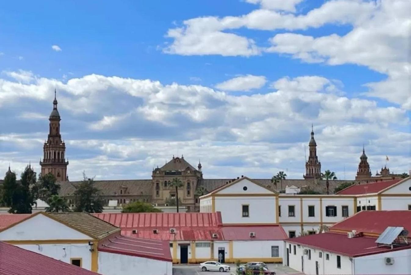Plaza Espana Family House Севиля Екстериор снимка
