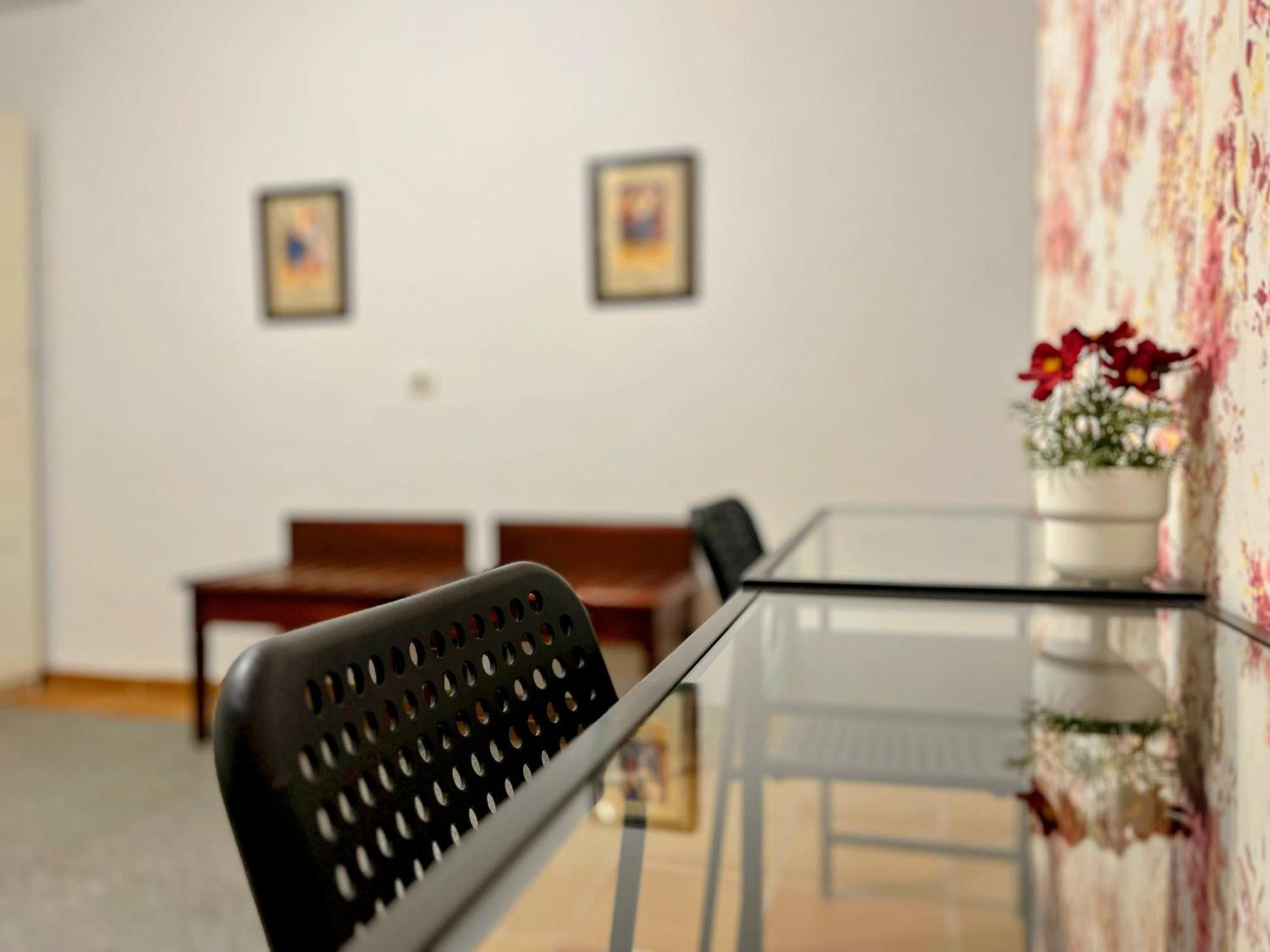 Plaza Espana Family House Севиля Екстериор снимка