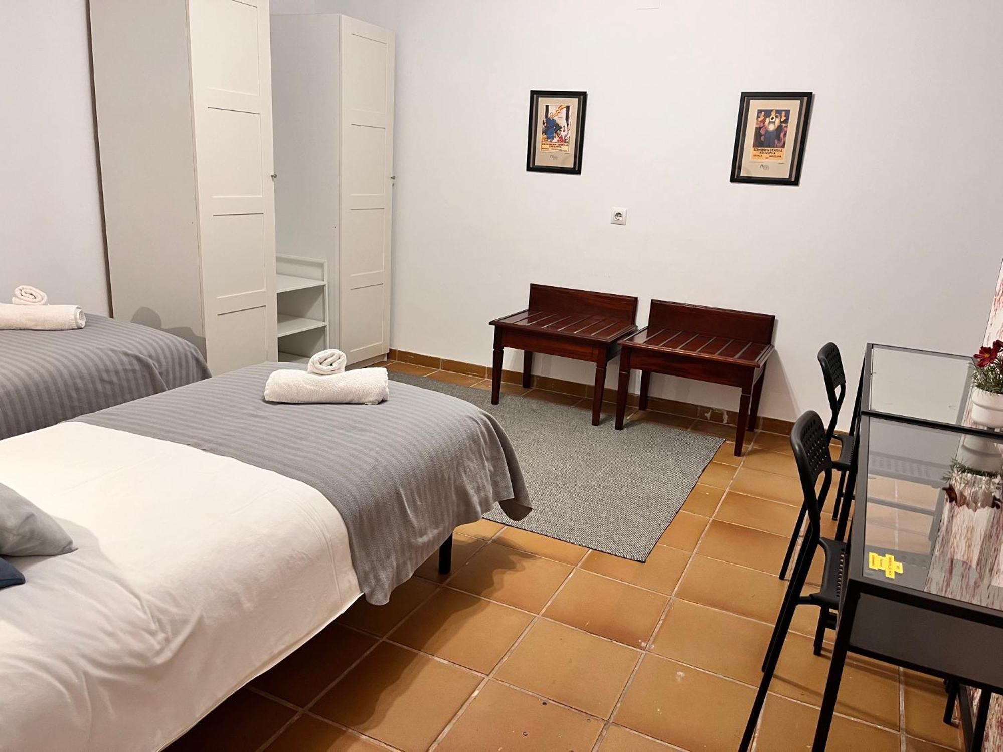 Plaza Espana Family House Севиля Екстериор снимка