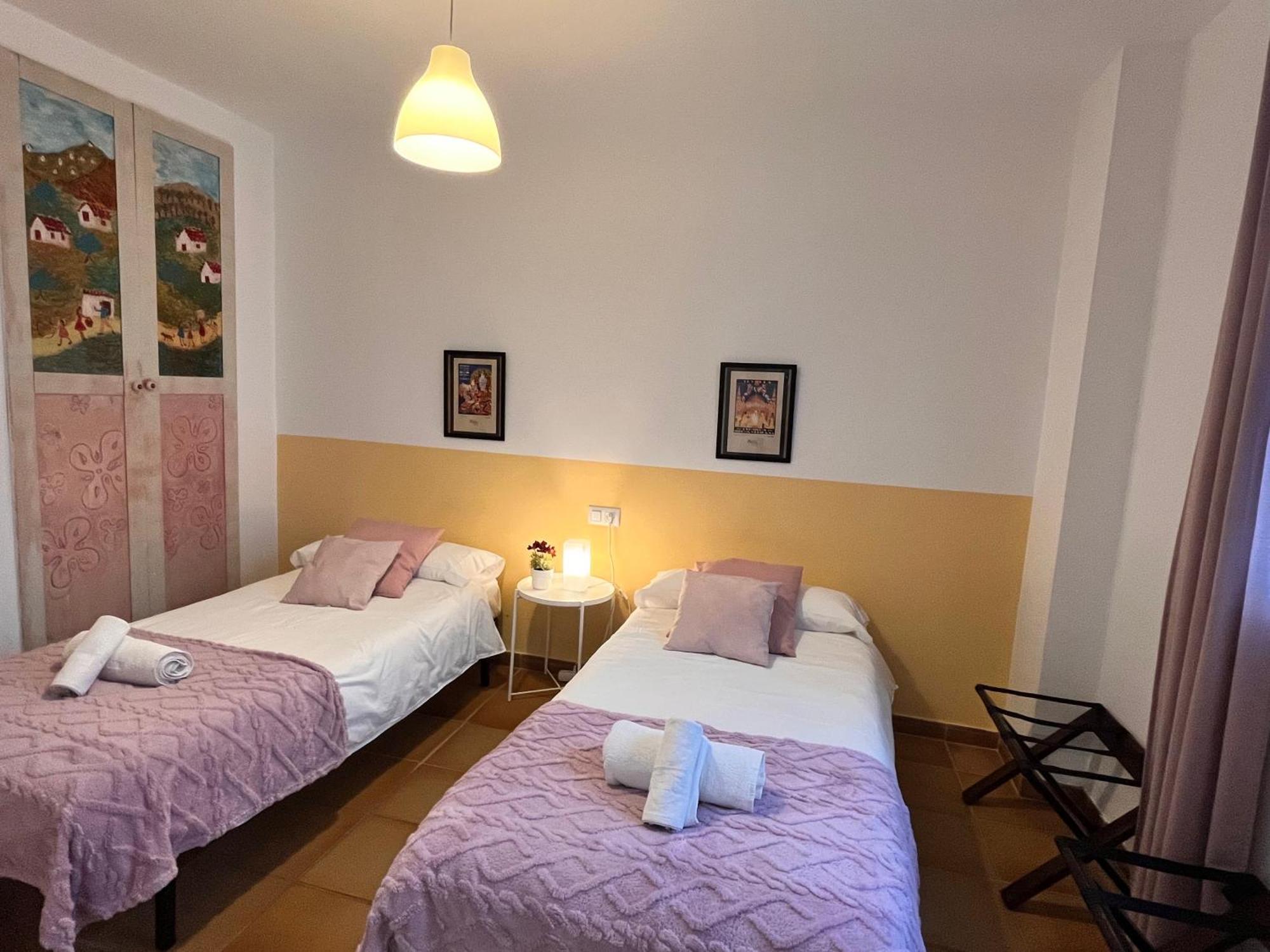 Plaza Espana Family House Севиля Екстериор снимка