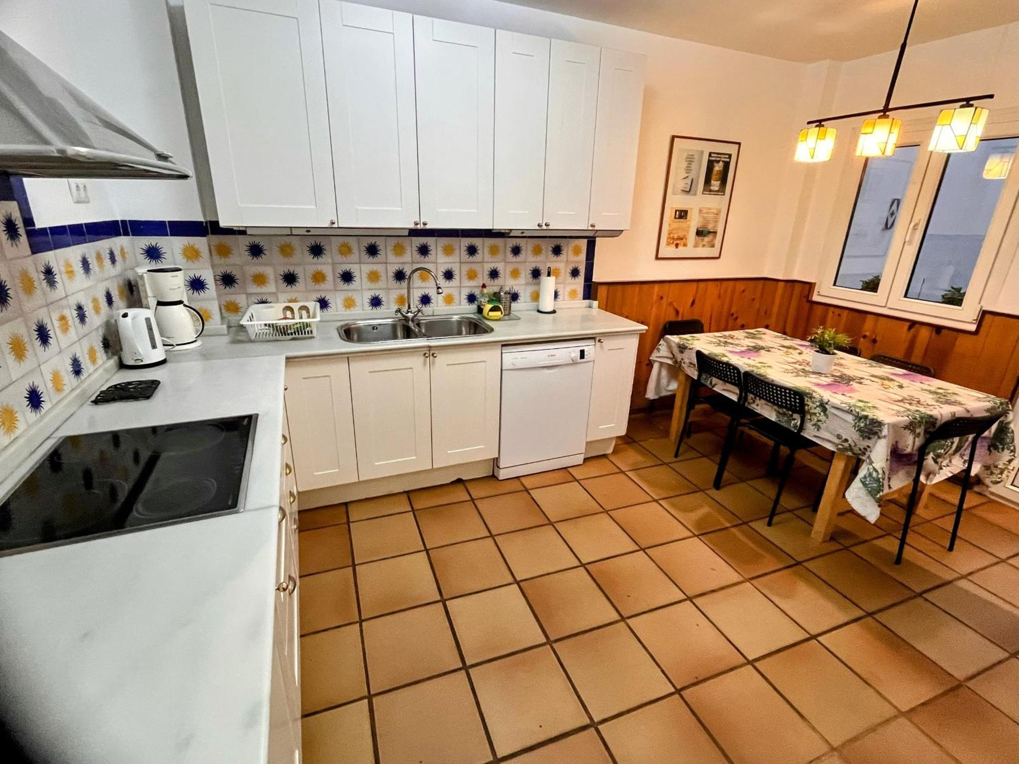 Plaza Espana Family House Севиля Екстериор снимка