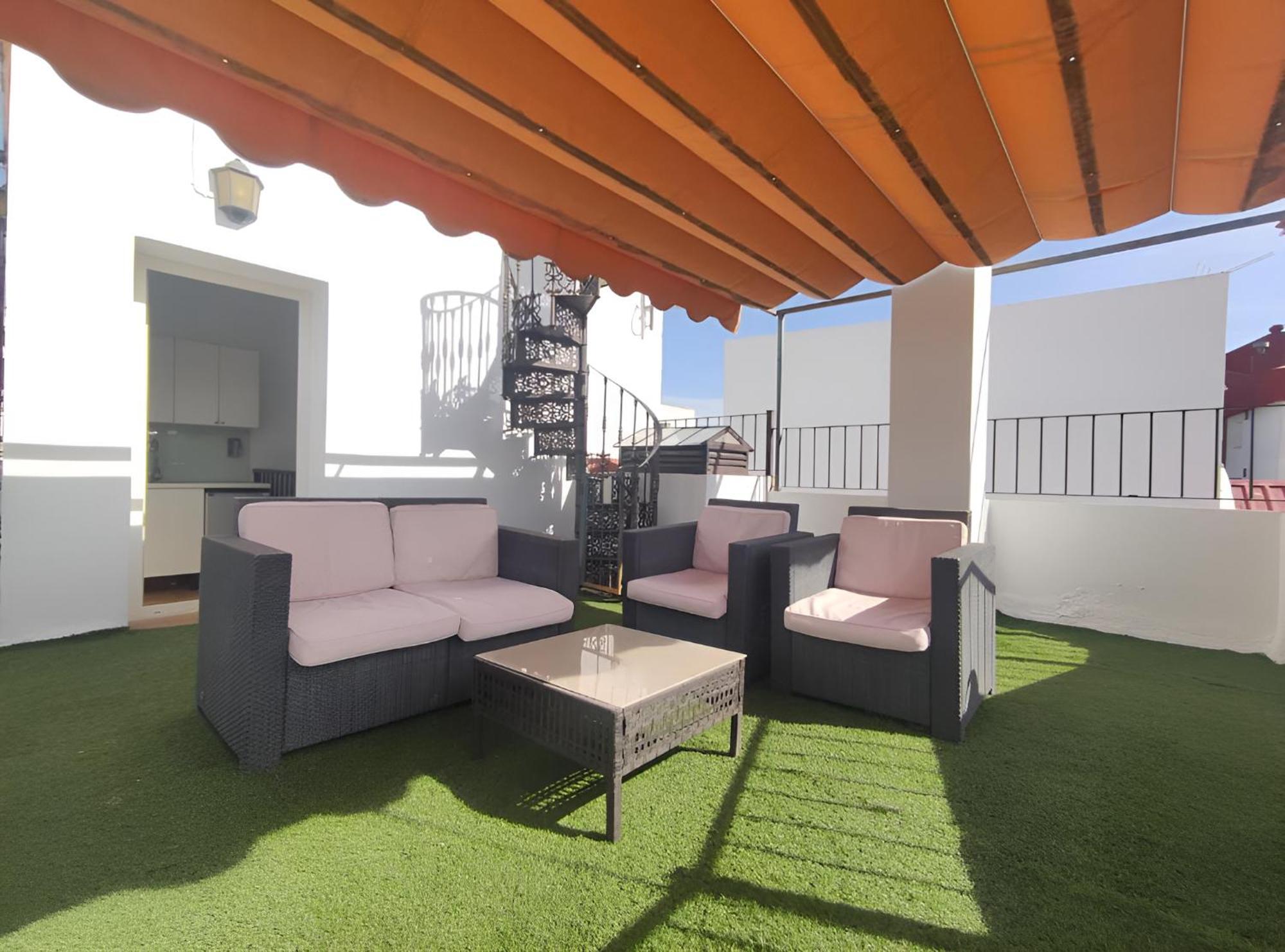 Plaza Espana Family House Севиля Екстериор снимка